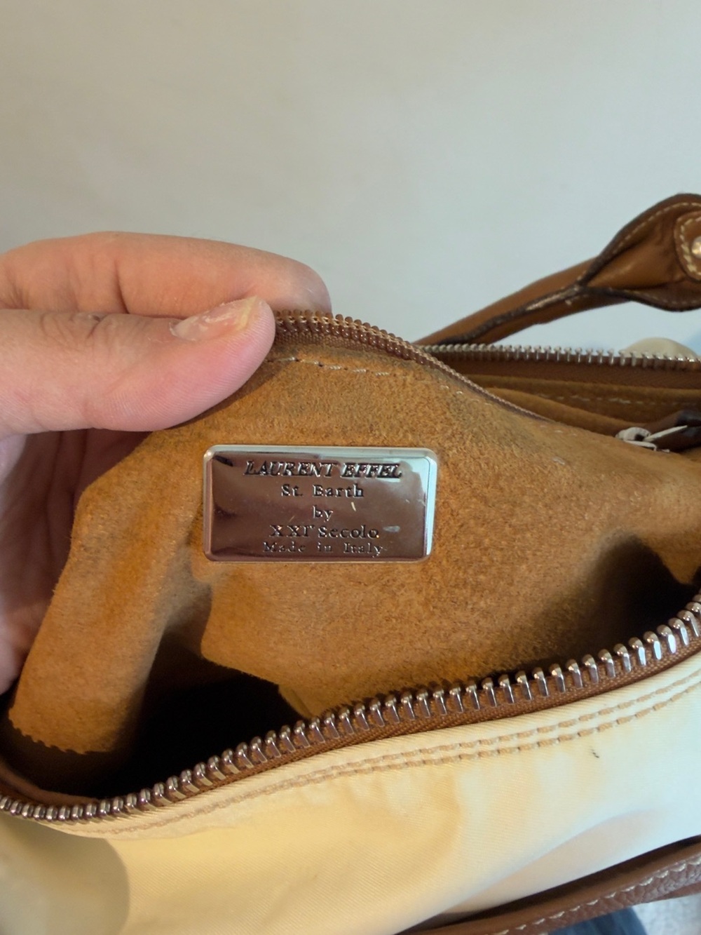 Two-Tone Brown and Cream Shoulder Bag with Top Handle - Picture 3 of 4